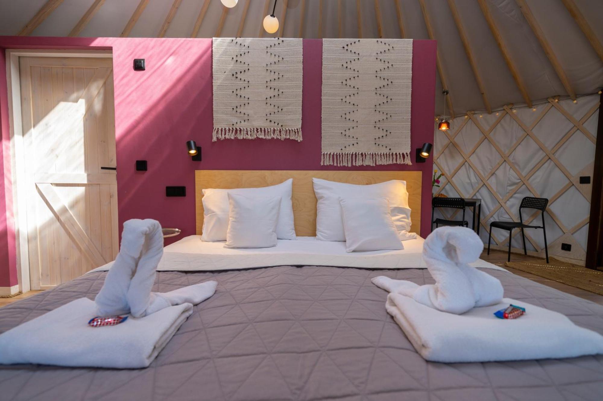 Bed and Breakfast Dom W Domu - Izera Glamping Gajowka  Экстерьер фото